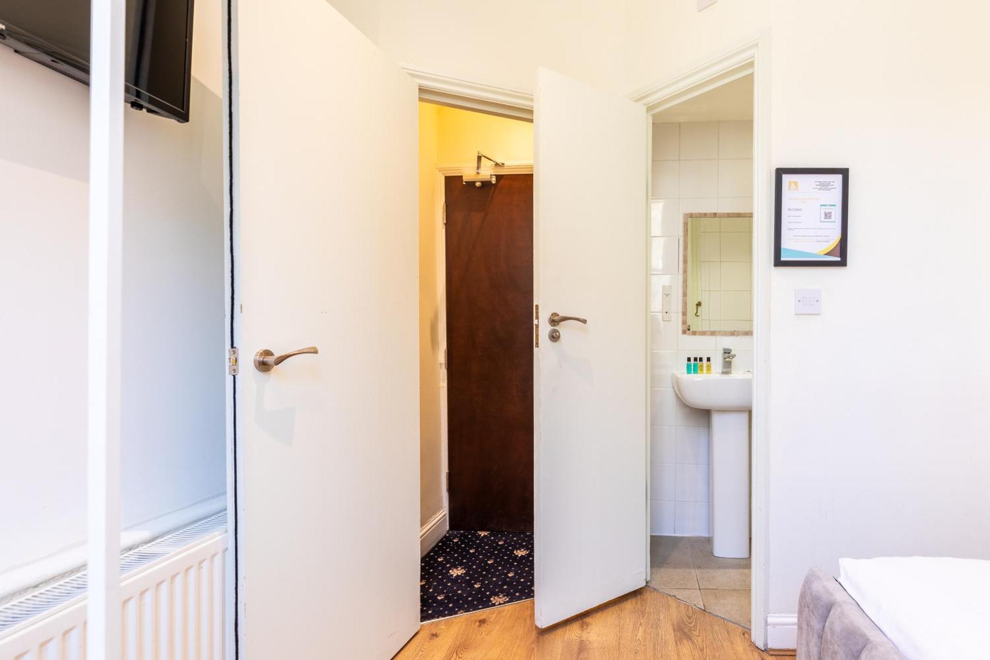 The Chapter Hotels - Hyde Park Лондон Номер фото